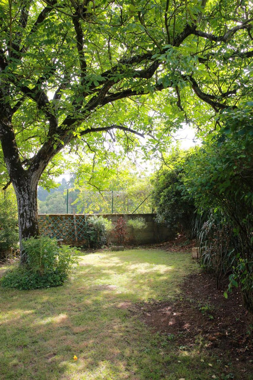 La Loge Des Fees Bed & Breakfast Latille Luaran gambar